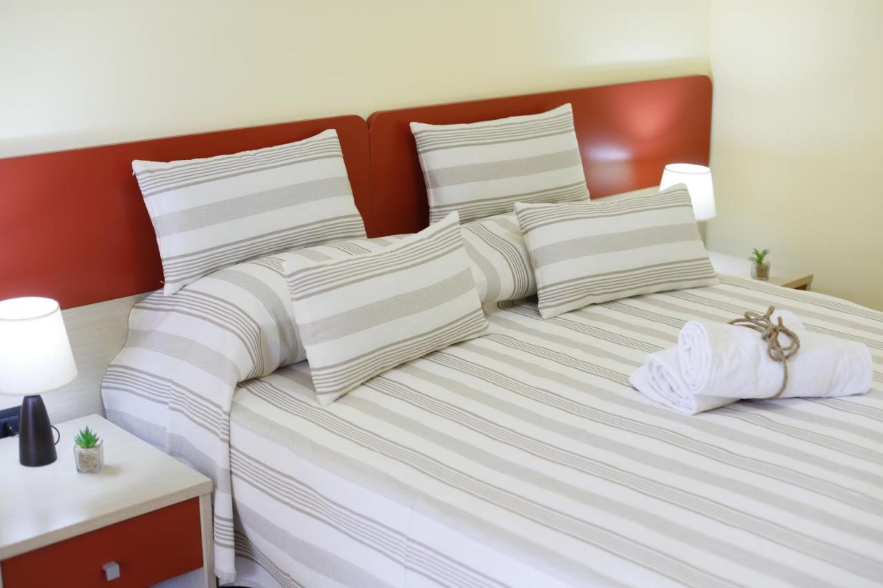 פורטו צ'זראו B&B La Casa Di Attilio מראה חיצוני תמונה